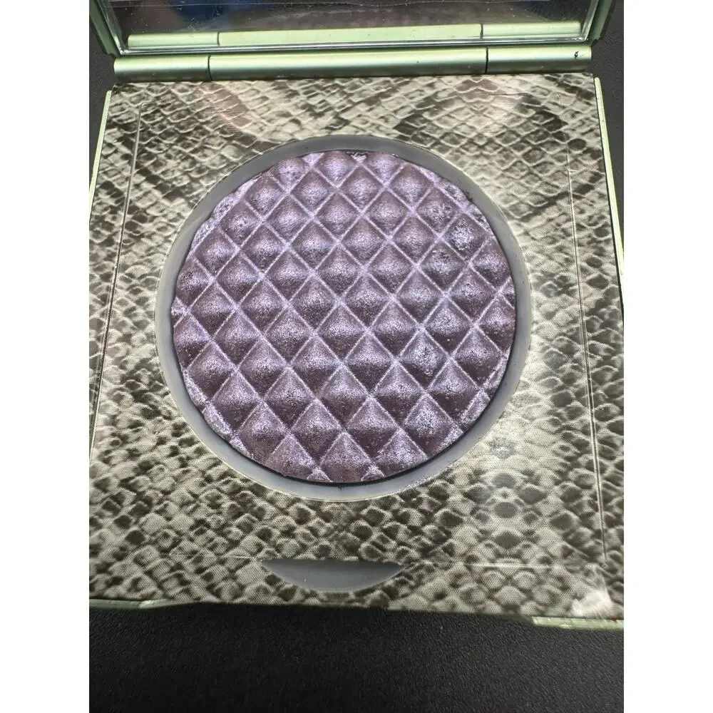 MALLY Beauty Effortless Airbrush Eyeshadow Shade Sugarplum 0.09 Oz / 2.5g NWB